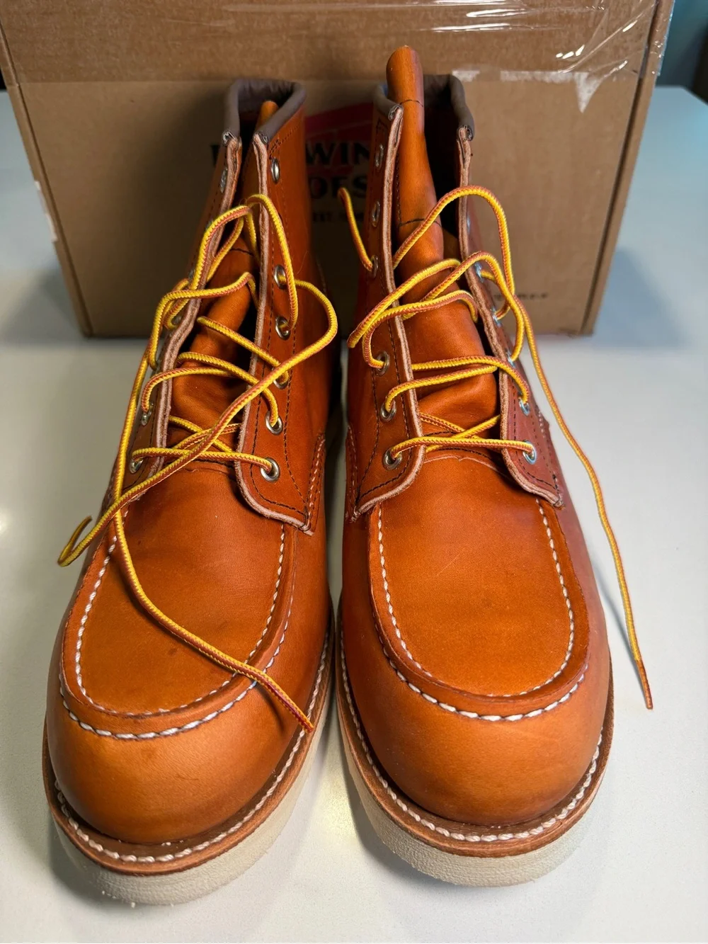 RED WING - Classic Moc Boots in Oro Men’s Size 12 Regular